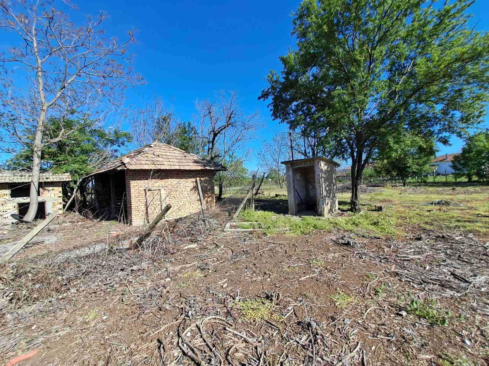 Продавам КЪЩА в област Велико Търново, с. Поликраище