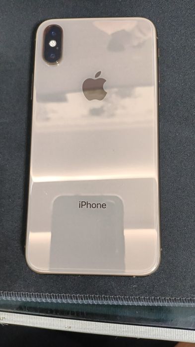 iPhone xm sotiladi iCloud tuchib qogan