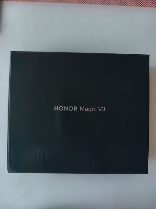 Honor Magic V3 cu garanție 2027
