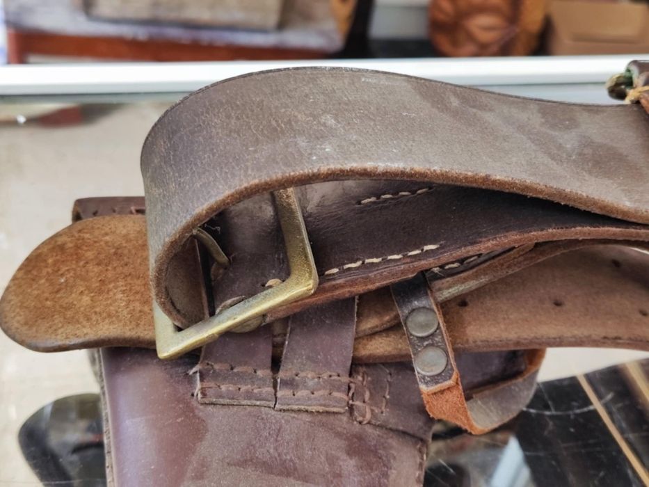 Офицерски кожен колан с кобур