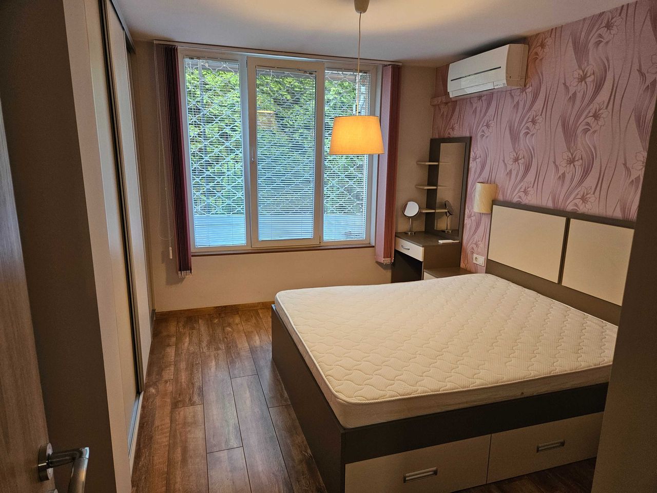 Продава се Двустаен апартамент в София, Дружба 1 - 62 кв.м за 2500 €/кв.м - Снимка #13