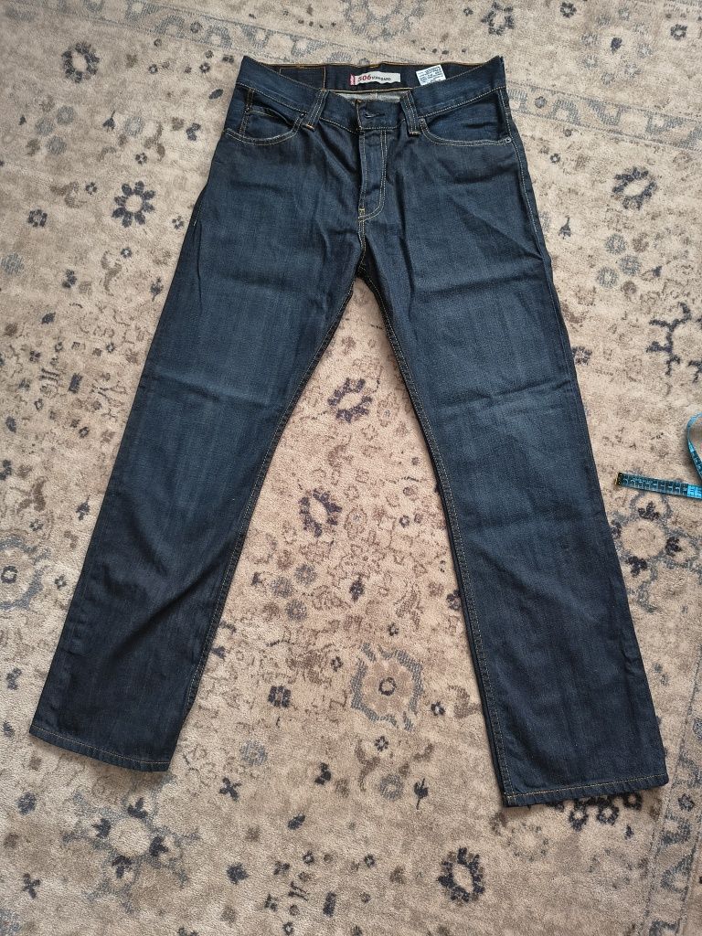 Blugi Levi's 506