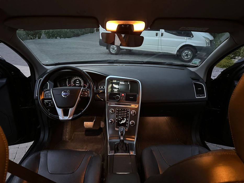 Volvo xc60 2.0d D4 190 cp 2015 Euro6  Automat