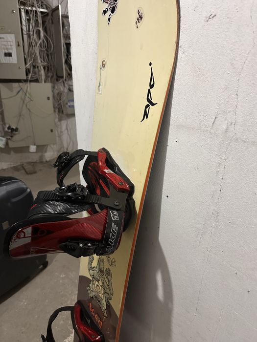 Сноуборд Apo с автомати Drake Podium