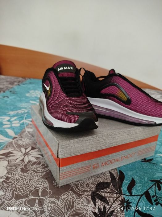 Продавам чисто нови маратонки NIKE AIR MAX