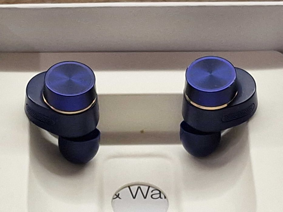 Слушалки Bower&Wilkins PI7