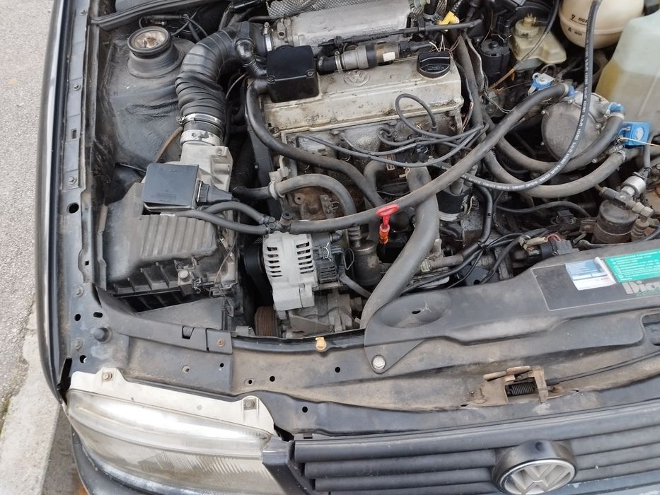 Продавам Пасат Б4 2000куб. 115к.с газ/бензин