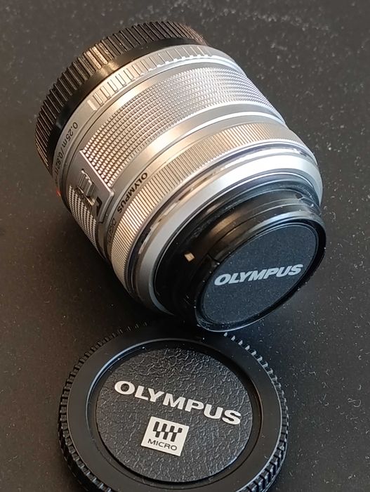 OLYMPUS M.Zuiko Digital 14-42mm f/3.5-5.6 II R MSC
