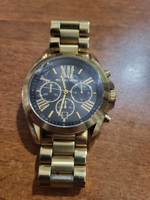 Продам наручные часы michael kors