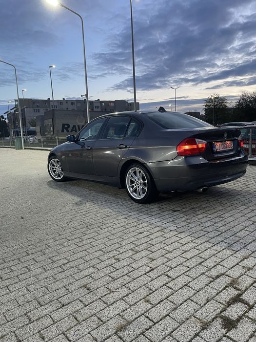 Vand BMW E 90 2.0 benzina