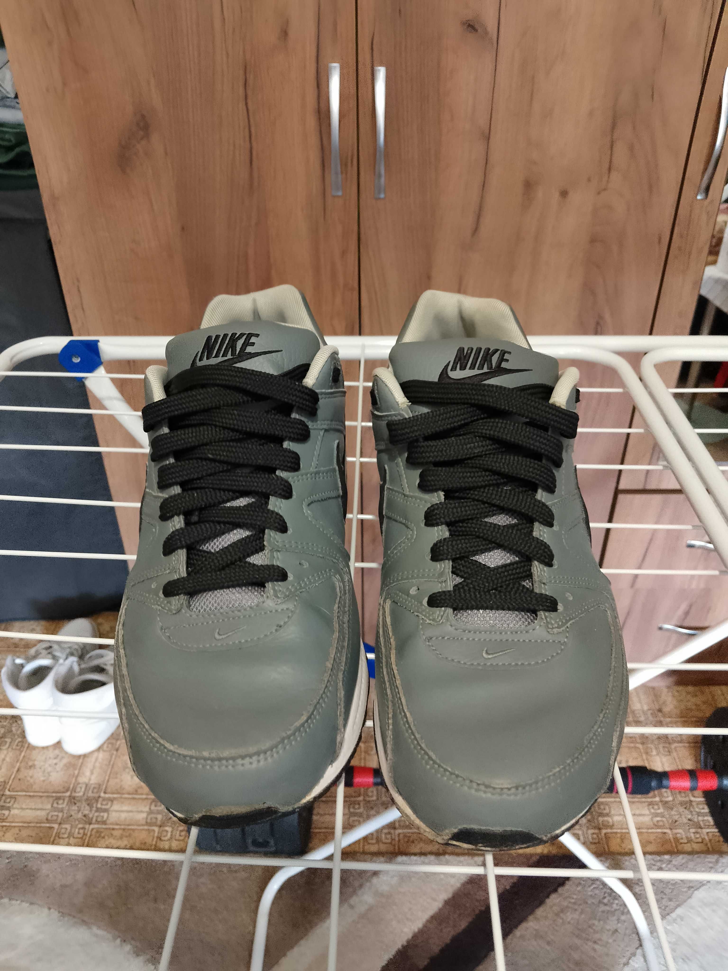 Nike air max много запазени