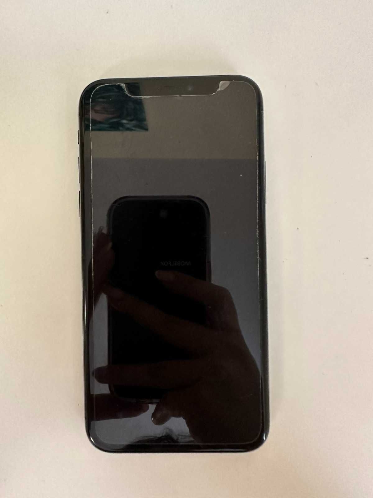 iPhone X, 64GB, цвят Space Gray.