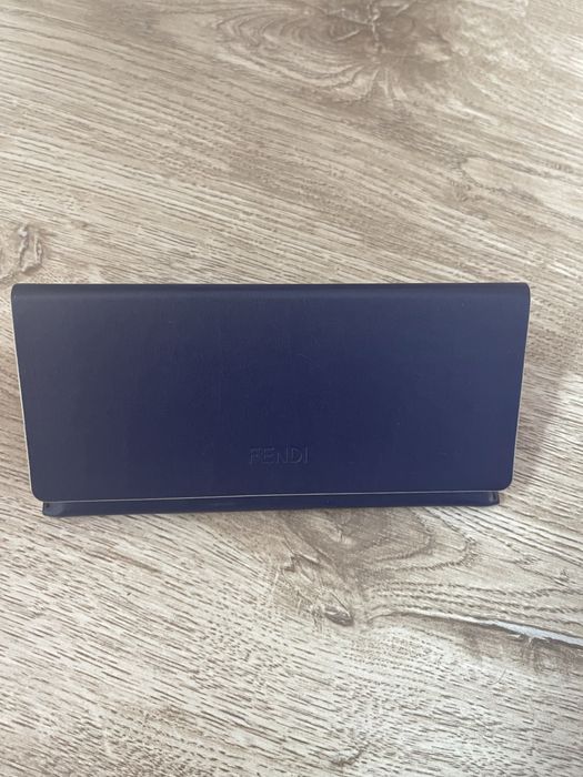 Слънчеви очила Fendi