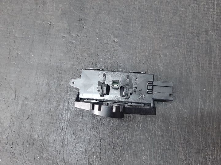 Senzor impact stanga spate opel meriva b s10 13284108 315823526