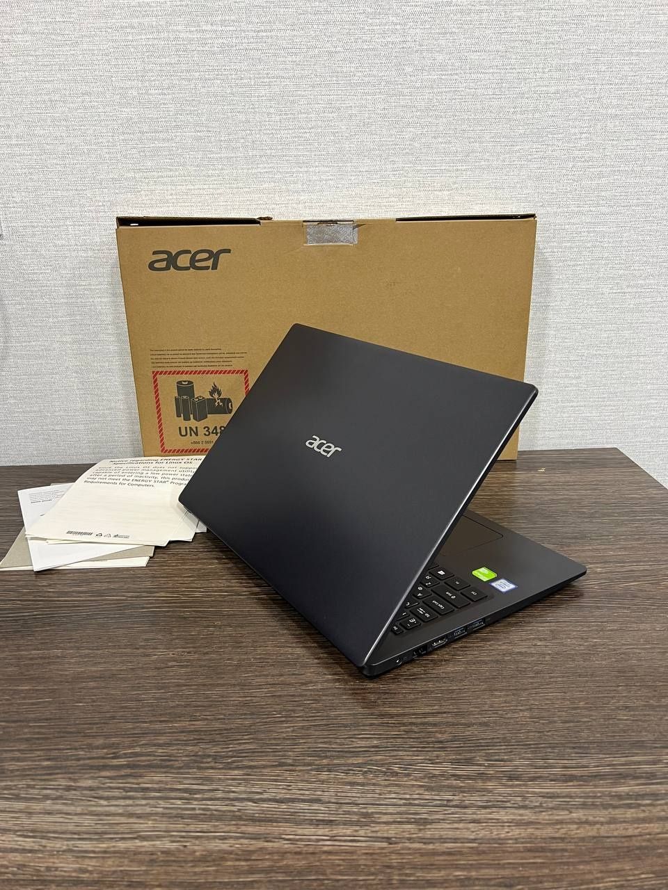 ноутбук ACER Aspire 3