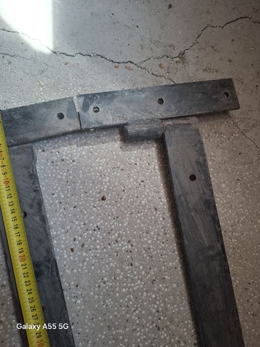 Vând balamale pentru porti