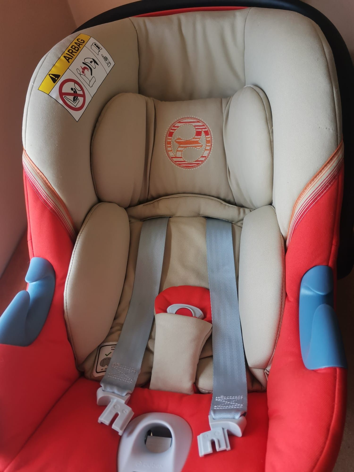 Scoica Cybex aton gold+baza isofix