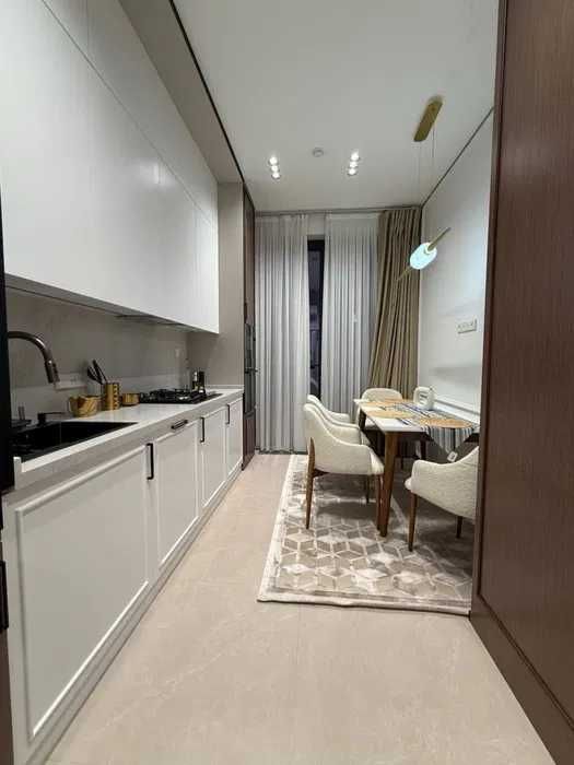 Жк Казахстан Сдается новая 3-х комнатная квартира премиум класса!