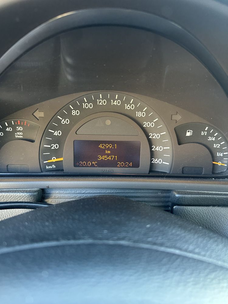 Vand Mercedes C-class T-model 220