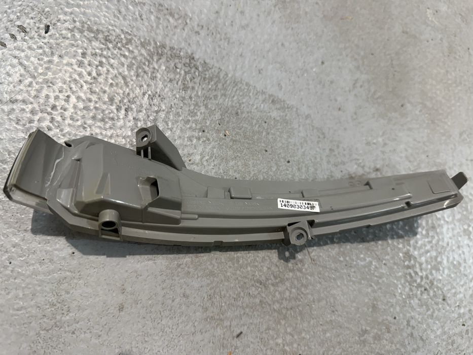 Ляв мигач за Mercedes-Benz C-class w205