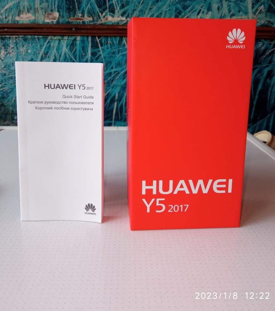 Продам телефон HUAWEI