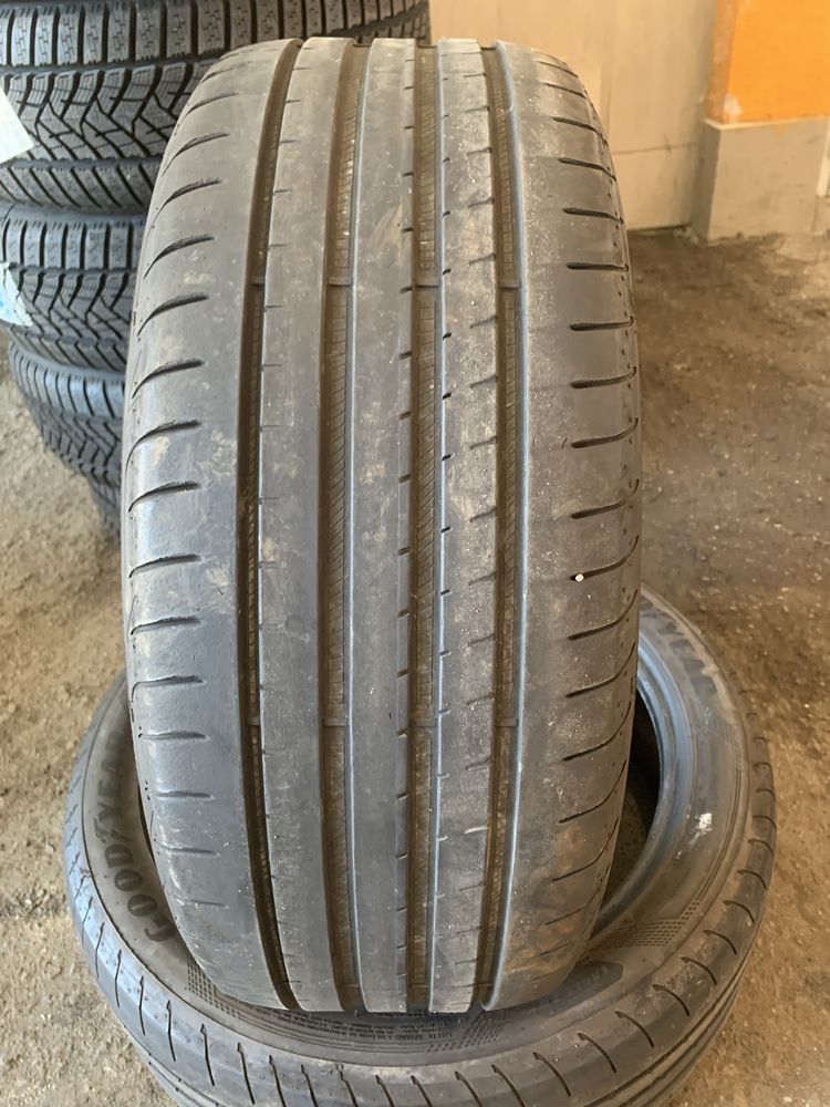 245/45/19  Goodyear dot 2019