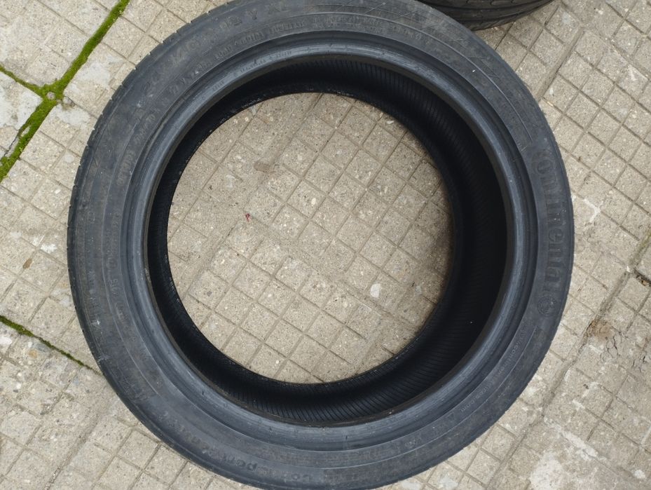 Гуми 245 40 18 два броя