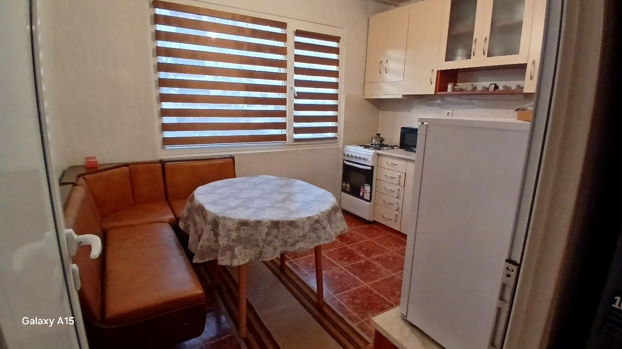 Продава се Двустаен апартамент в Силистра, Център - 67 кв.м за 914 €/кв.м - Снимка #4