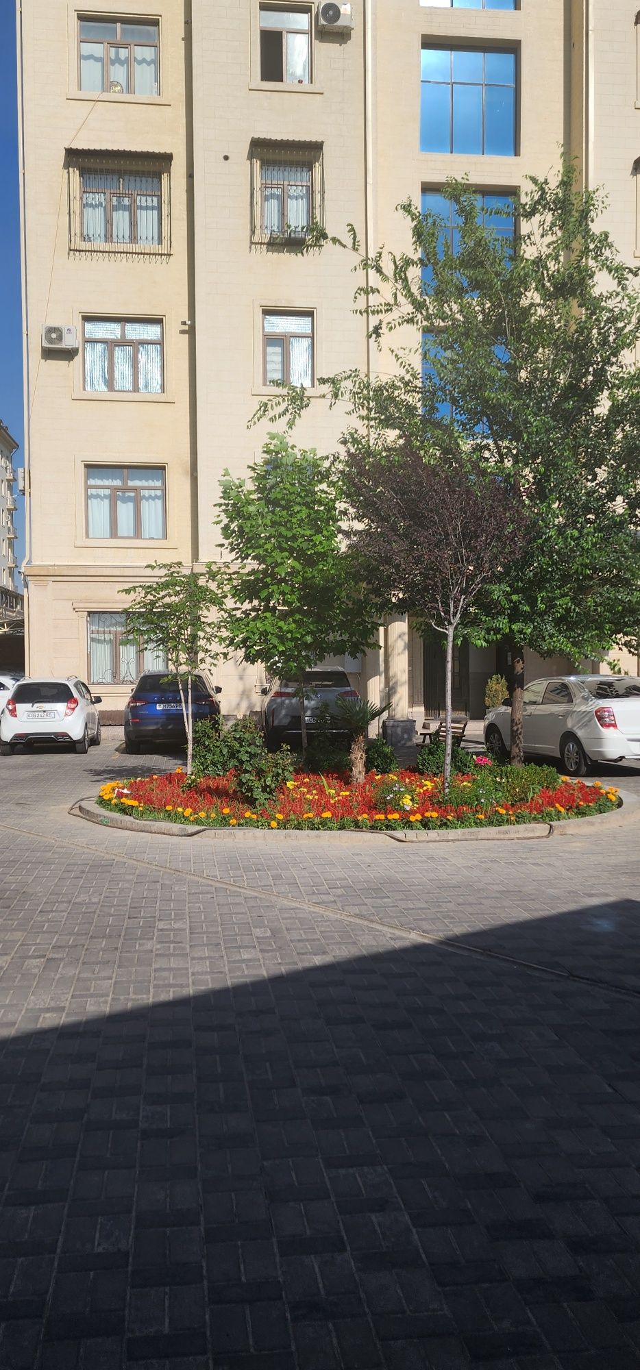 Ижарага 3 хонали квартира берилади