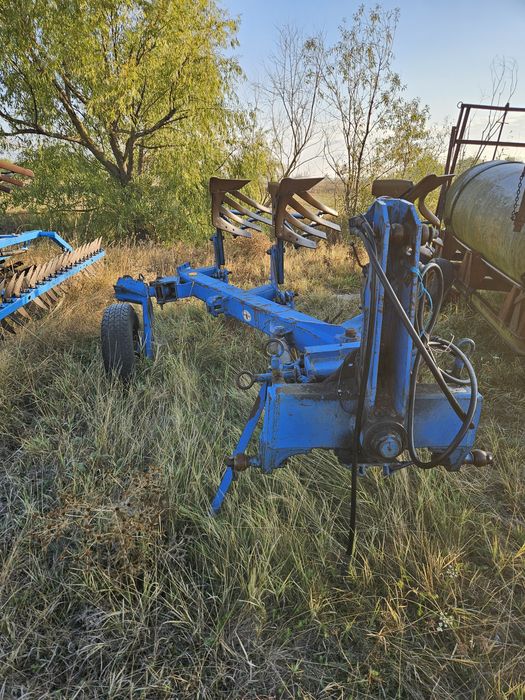 Vând tractor Fendt 614 LSin stare perfecta de funcționare + plug Rabe