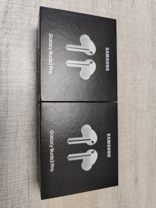 Samsung Galaxy Buds3 Pro White Silver 2г. Гаранция!