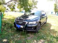 Audi Q5 quattro 2.0