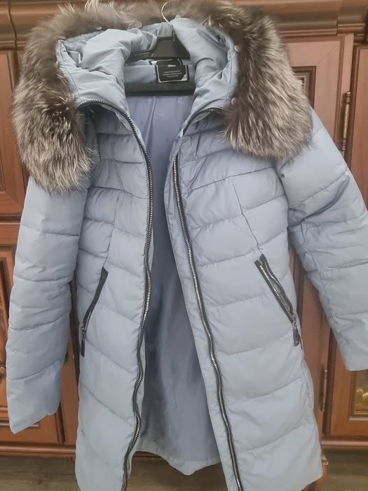 Зима куртка, состояние новая, воротник нат. чернобур.