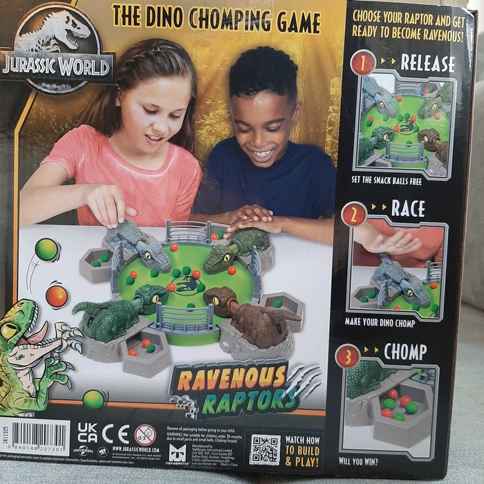 Игра с динозаври