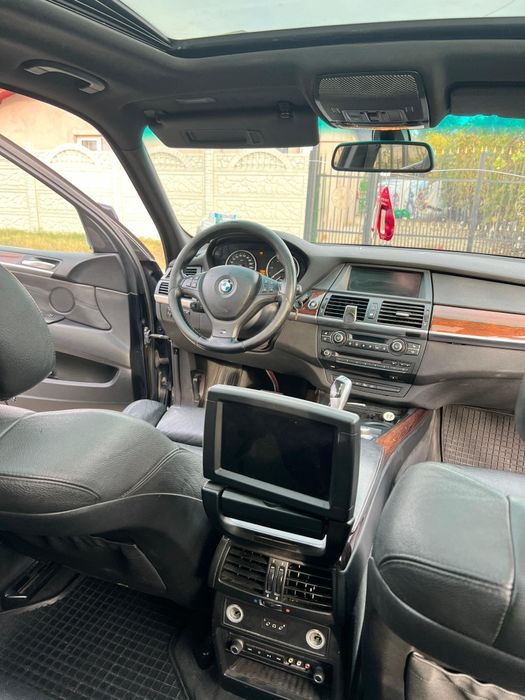 Vând bmw x5 e70 2008