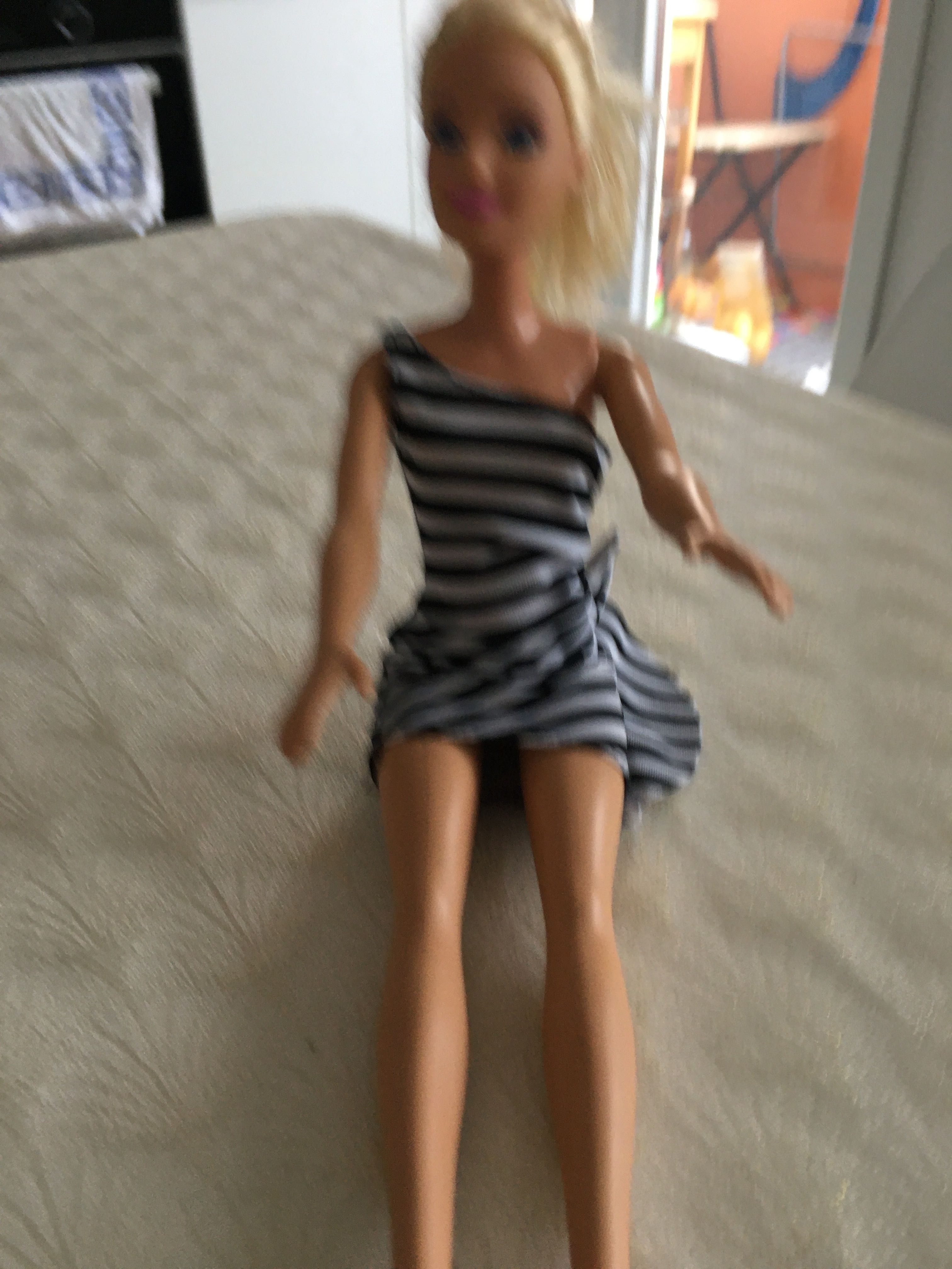 Păpuși    Barbie