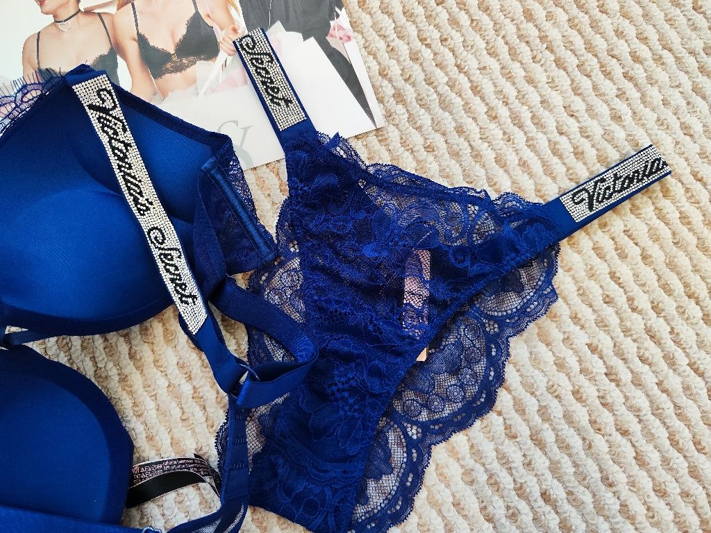 Lenjerie cristale Victoria's Secret