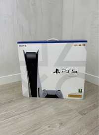 PlayStation ps5 + два джойстика, имеется две комлектации