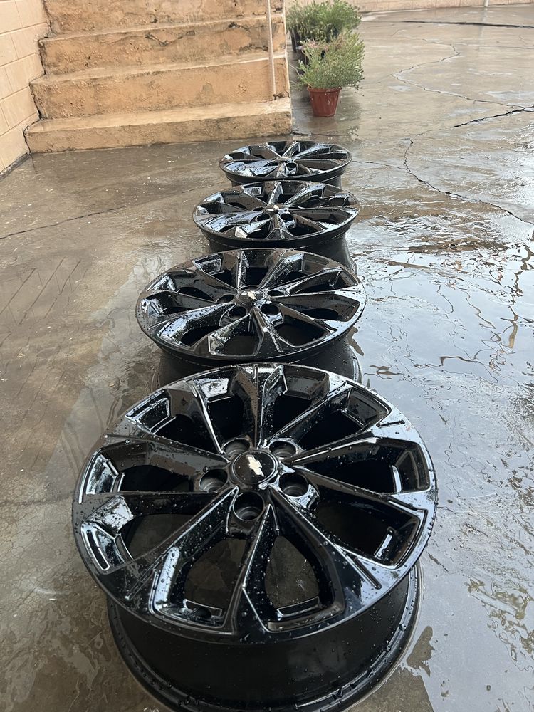 Monza diska R16 5.105 сотилади.