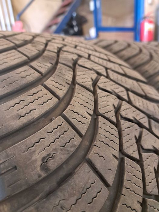 Зимни гуми Falken 245/50/19