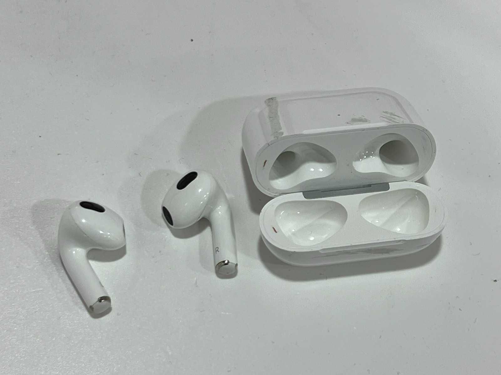 Слушалки Airpods 3