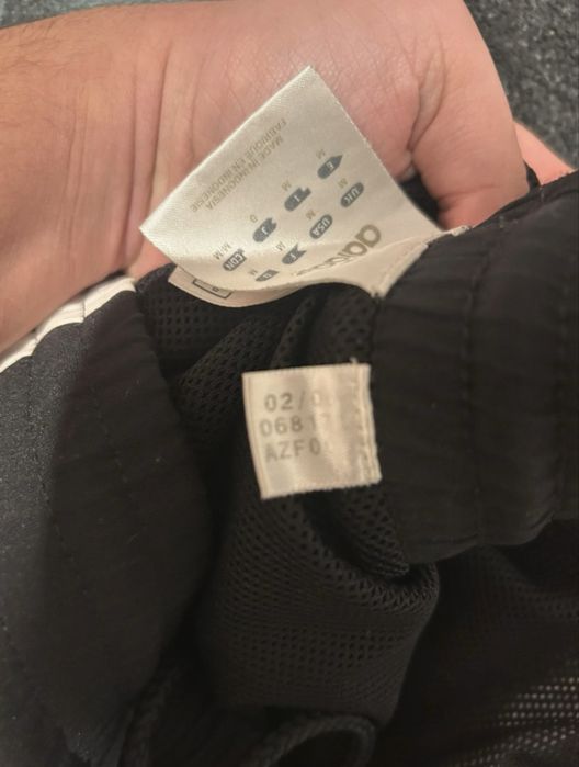 Pantaloni scurti adidas