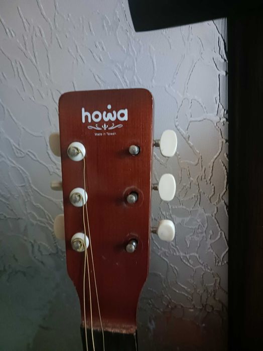 Лот  три китари,