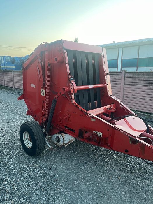 Presa baloti rotunzi balotiera manuala Fiatagri Hesston 5530 mica de d
