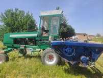 Traktor sotiladi