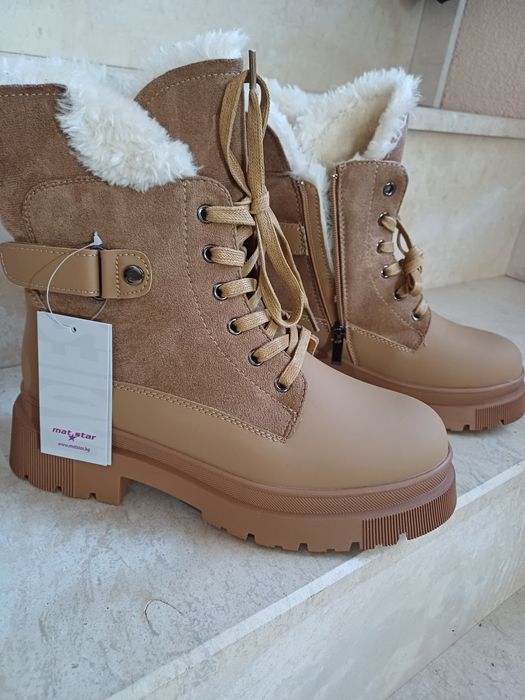 Дамски зимни боти