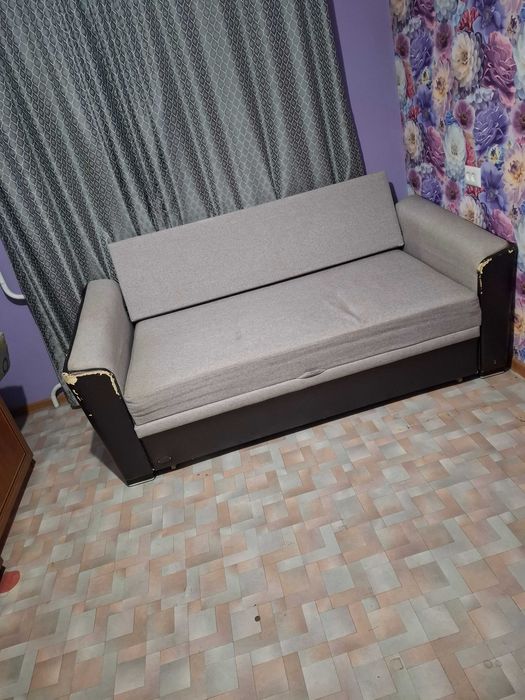 Диван 1.5 состояние сред.