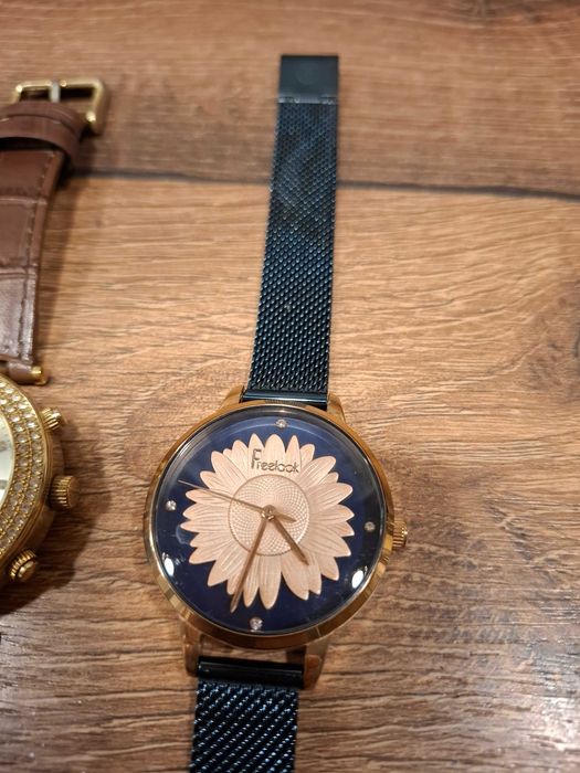 Лот дамски часовници