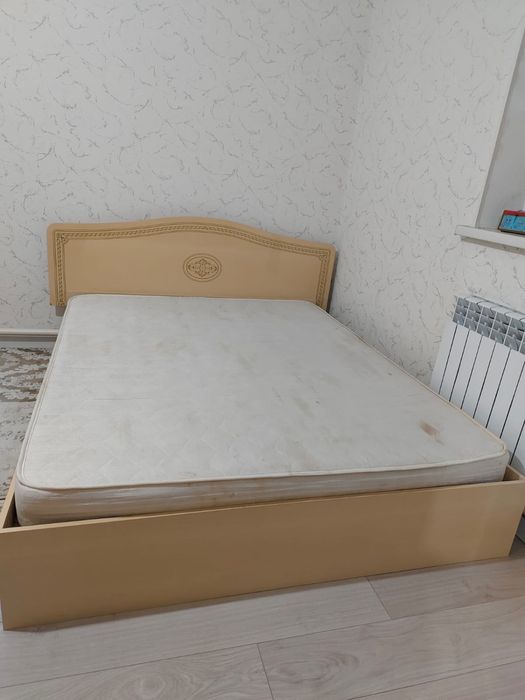 Спальни сатылады