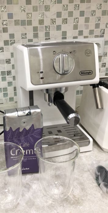 Продам кофе машину в отличном состоянии брэнда Delonghi